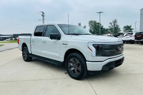 2023 Ford F-150 Lightning XLT  SuperCrew