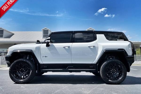 2024 GMC HUMMER EV SUV 2X