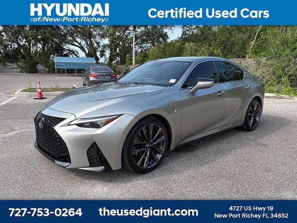 Lexus IS 350 with VIN: JTHGZ1B21N5048978
