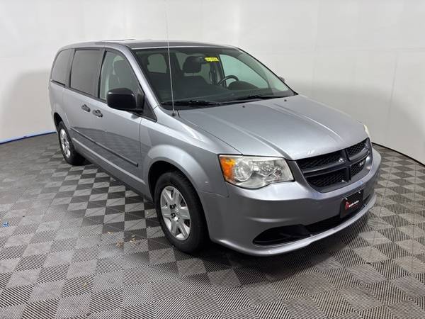 Ram C/V Tradesman with VIN: 2C4JRGAGXER147339