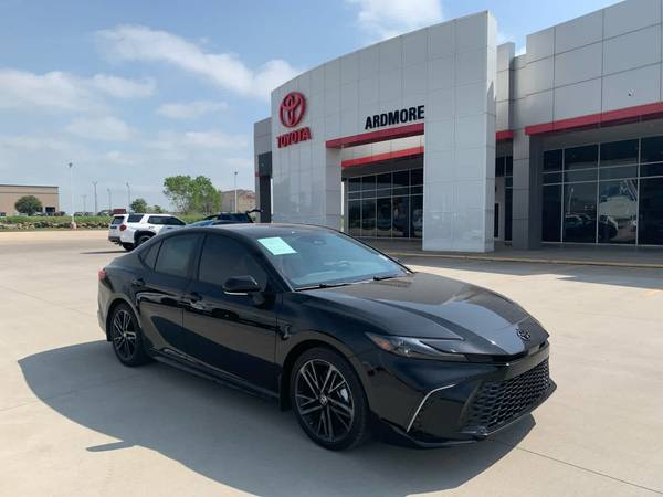 Toyota Camry with VIN: 4T1DAACK4SU126290