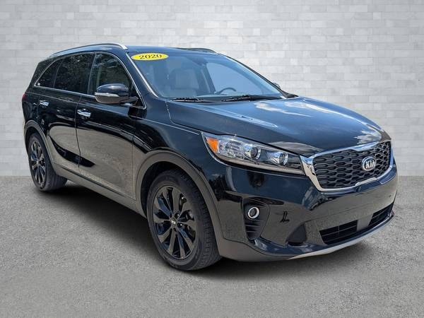 Kia Sorento with VIN: 5XYPH4A53LG654188