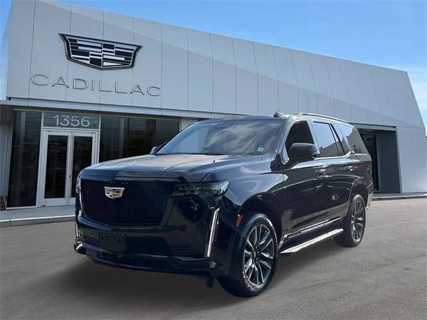 Cadillac Escalade with VIN: 1GYS4EKLXPR390459