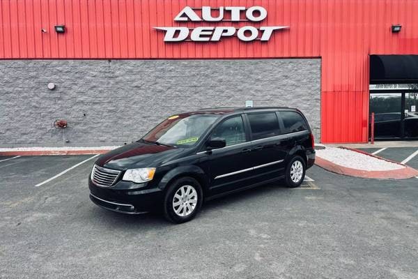 2016 Chrysler Town and Country Touring