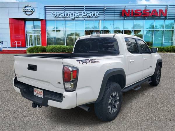Toyota Tacoma with VIN: 3TMAZ5CN1MM143024
