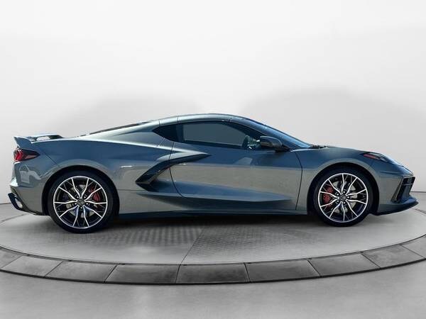 Chevrolet Corvette with VIN: 1G1YA2D41R5107740