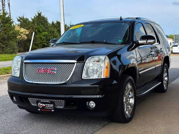 GMC Yukon with VIN: 1GKS2EEF9ER215574
