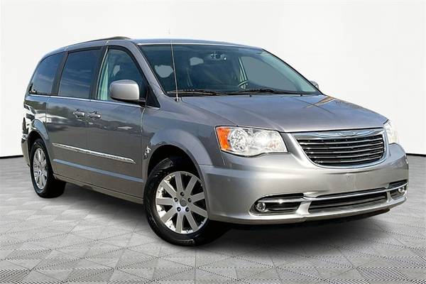 2016 Chrysler Town and Country Touring