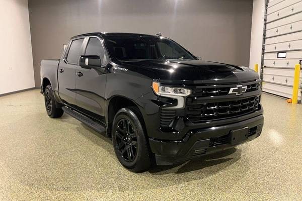 2023 Chevrolet Silverado 1500 RST  Crew Cab