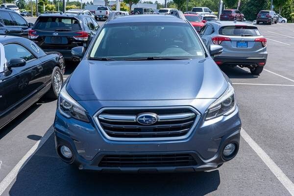 Subaru Outback with VIN: 4S4BSENC0J3320711