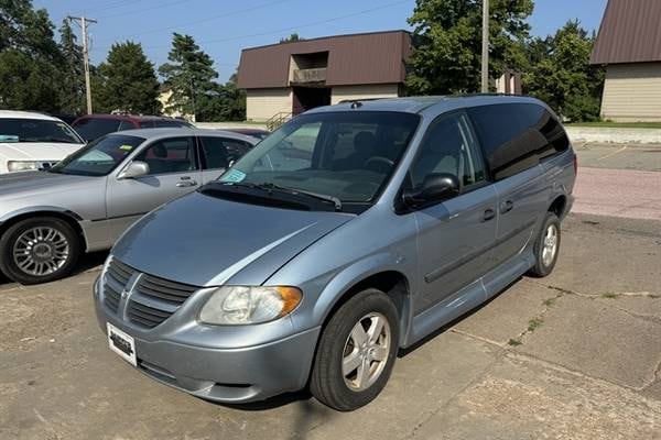 2005 Dodge Grand Caravan SE