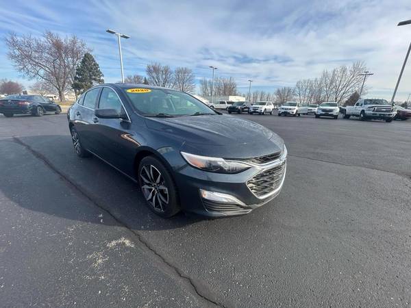 Chevrolet Malibu with VIN: 1G1ZG5ST5LF056436