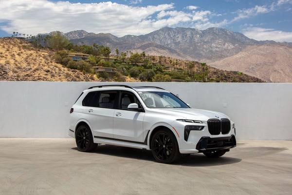 2025 BMW X7 xDrive40i