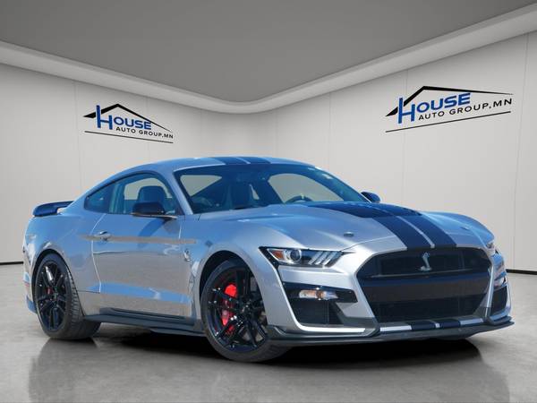 Ford Shelby GT500 with VIN: 1FA6P8SJ8M5503171