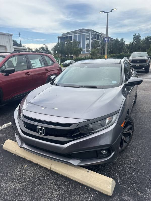 Honda Civic with VIN: 2HGFC2F83MH545493