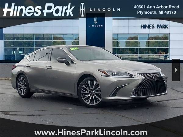 Lexus ES 350 with VIN: 58ABZ1B11KU013530