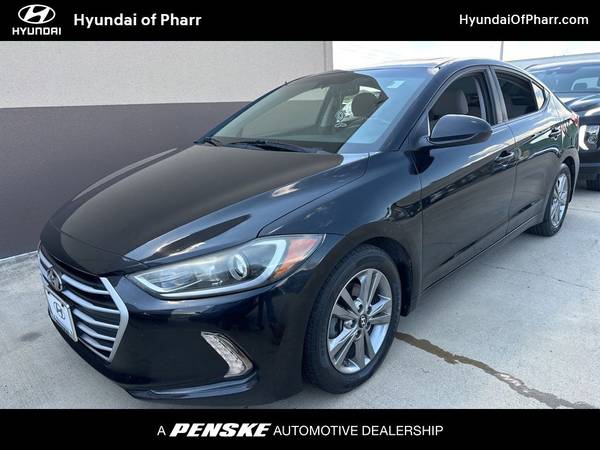 Hyundai Elantra with VIN: KMHD84LF0JU520593