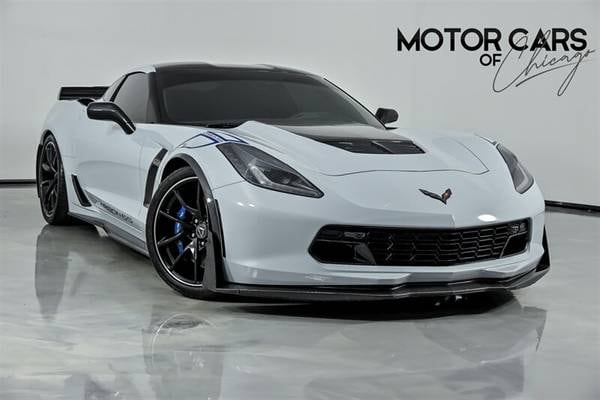 Chevrolet Corvette with VIN: 1G1YU2D68J5300240