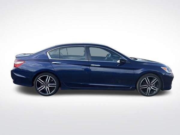 Honda Accord with VIN: 1HGCR2F53GA216836
