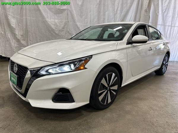 Nissan Altima with VIN: 1N4BL4DW1MN335997