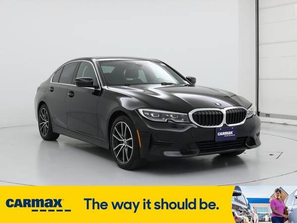 BMW 3 Series with VIN: 3MW5R1J07M8B72597