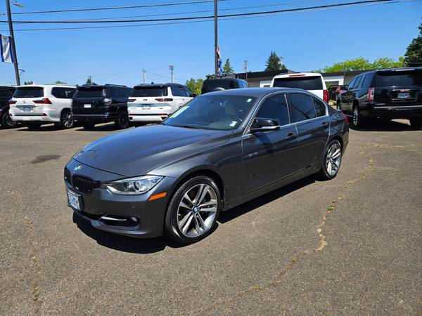 BMW 3 Series with VIN: WBA3B9G5XFNR94100