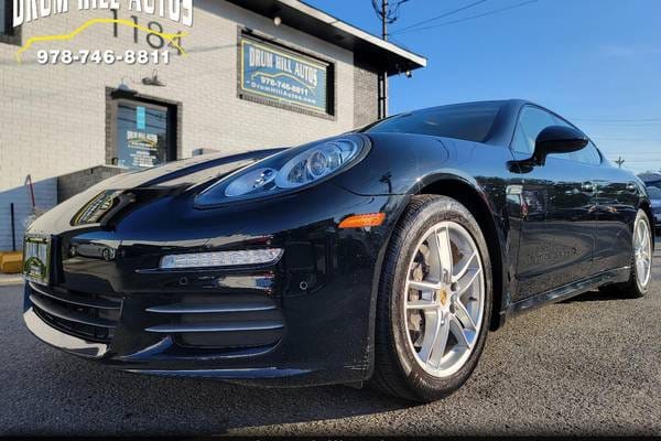 2016 Porsche Panamera Edition