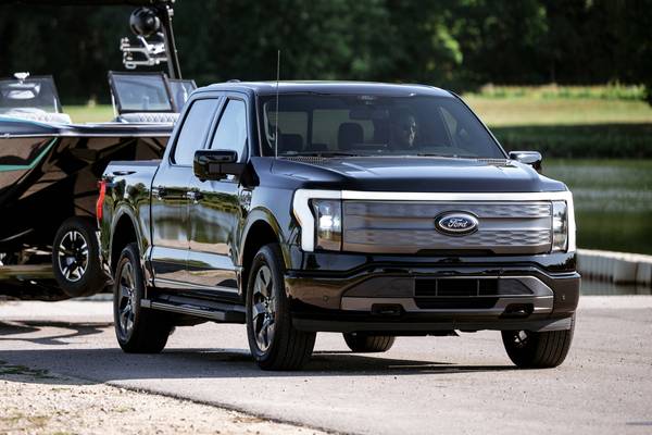 2024 Ford F-150 Lightning Flash  SuperCrew