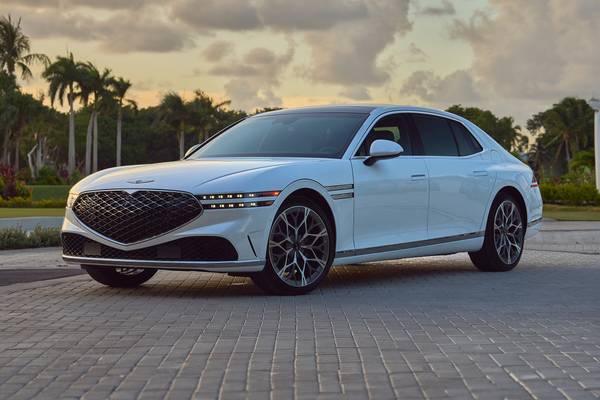 Luggage Area Kit | GENESIS G90 2023