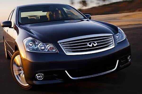 2009 INFINITI M35 x