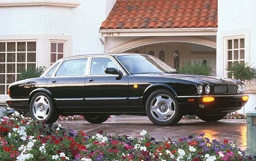 1996 Jaguar XJ-Series 4 Dr XJR Sprchgd Sedan