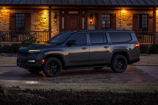 2024 Jeep Wagoneer L Series II Carbide