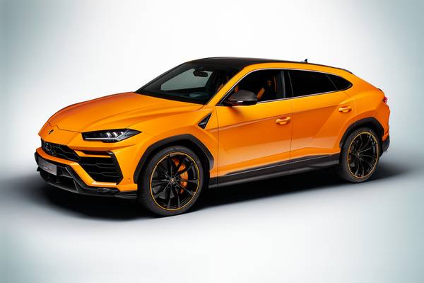 2022 Lamborghini Urus Pearl Capsule