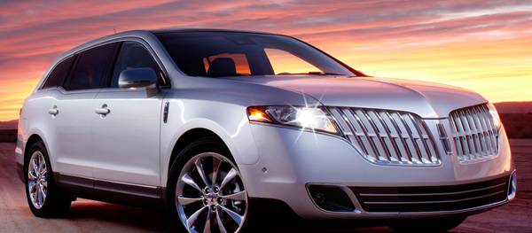 2010 Lincoln MKT Base