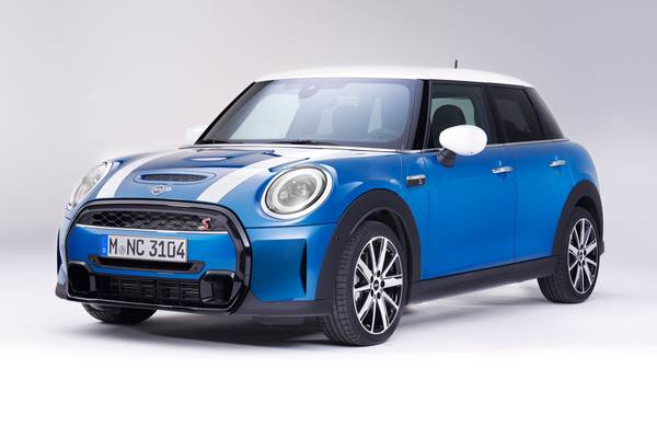 Hatch Kit | MINI HARDTOP 4 DOOR 2023 Hatch Kit | MINI HARDTOP 4 DOOR 2023