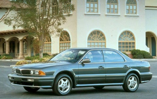 1992 Mitsubishi Diamante 4 Dr LS Sedan