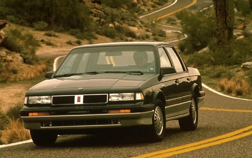 1990 Oldsmobile Cutlass Ciera 4 Dr International Sedan