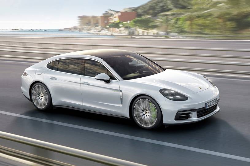 2019 Porsche Panamera 4 E-Hybrid Executive Sedan Exterior 2019 Porsche Panamera 4 E-Hybrid Executive Sedan Exterior