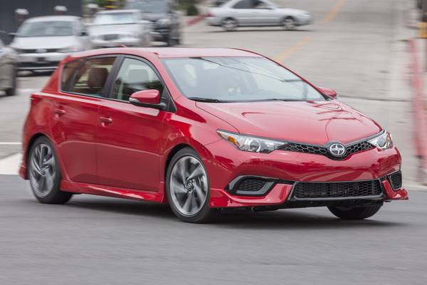 2016 Scion iM Base Hatchback