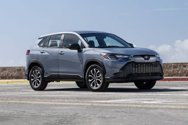 2024 Toyota Corolla Cross Hybrid XSE