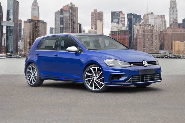 Volkswagen Golf R32 Review