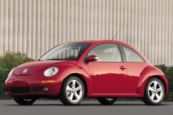 2001 Volkswagen New Beetle Specs, Price, MPG & Reviews