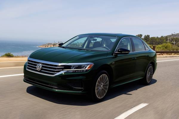 2022 Volkswagen Passat Review & Ratings | Edmunds