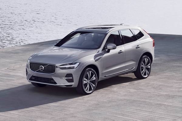 2024 Volvo XC60 Recharge T8 Plus