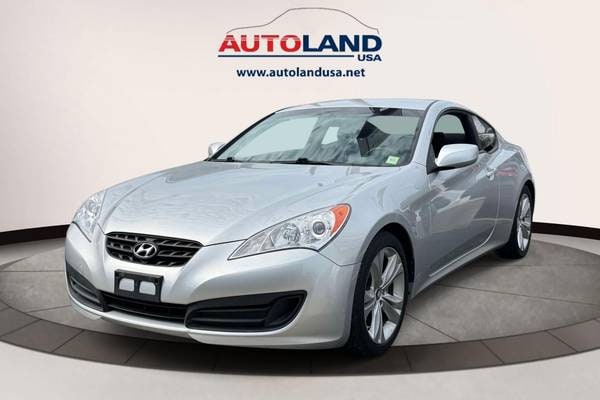 Used Silver 2012 Hyundai Genesis Coupe 4 seat 2.0T 2dr Coupe (Silverstone)