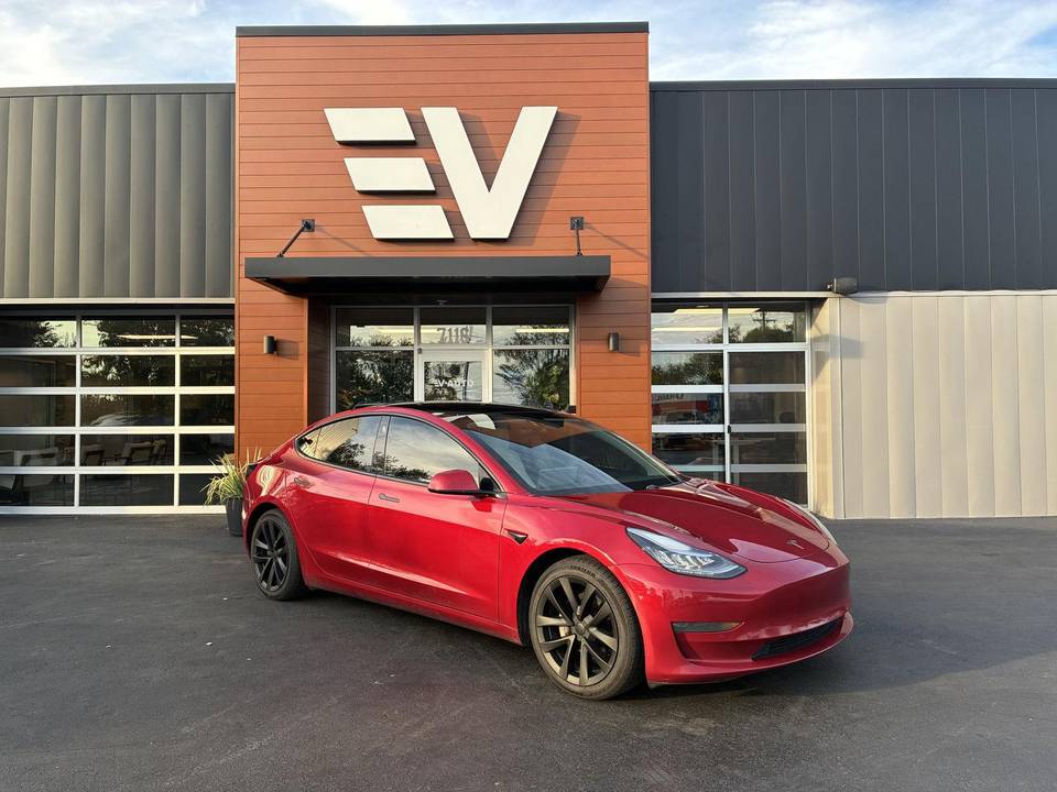 The 2021 Tesla Model 3 The 2021 Tesla Model 3