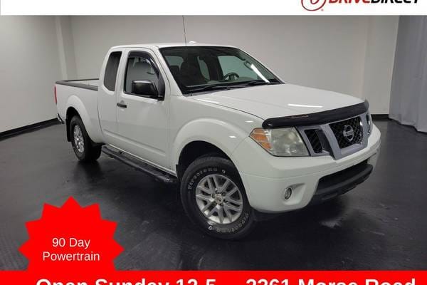 Used White 2015 Nissan Frontier 4 seat SV 4dr King Cab 4WD 6.1 ft. SB (Glacier White)