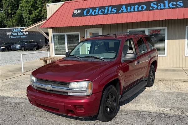 Used 2006 Chevrolet TrailBlazer 5 seat LS 4dr SUV (Red Jewel Tintcoat)